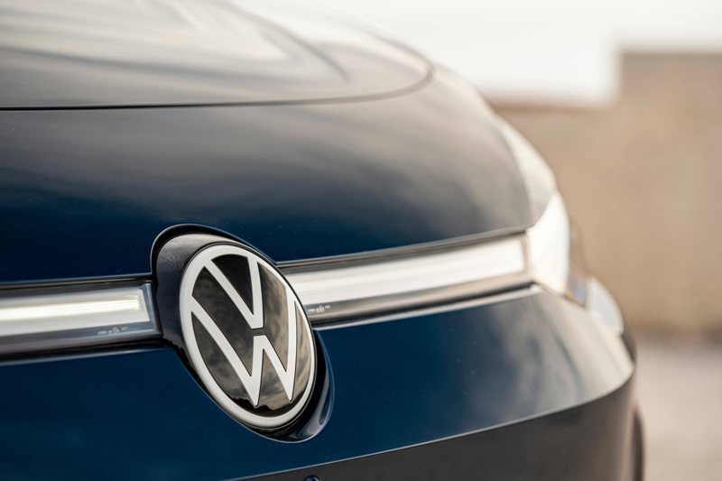 Volkswagen與小鵬汽車合作開發的純電休旅預計將於2026年登場。 摘自V...