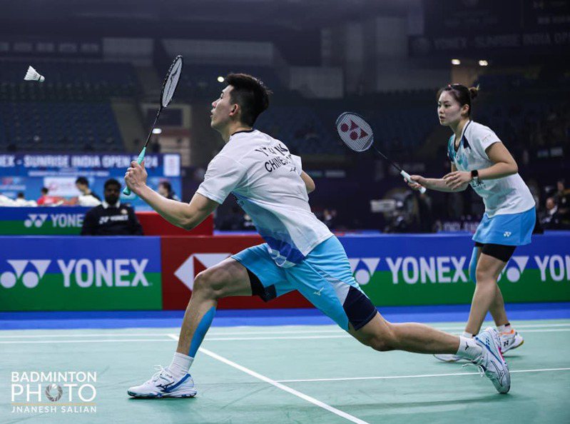 李佳韾(右)與葉宏蔚。Badminton Photo資料照